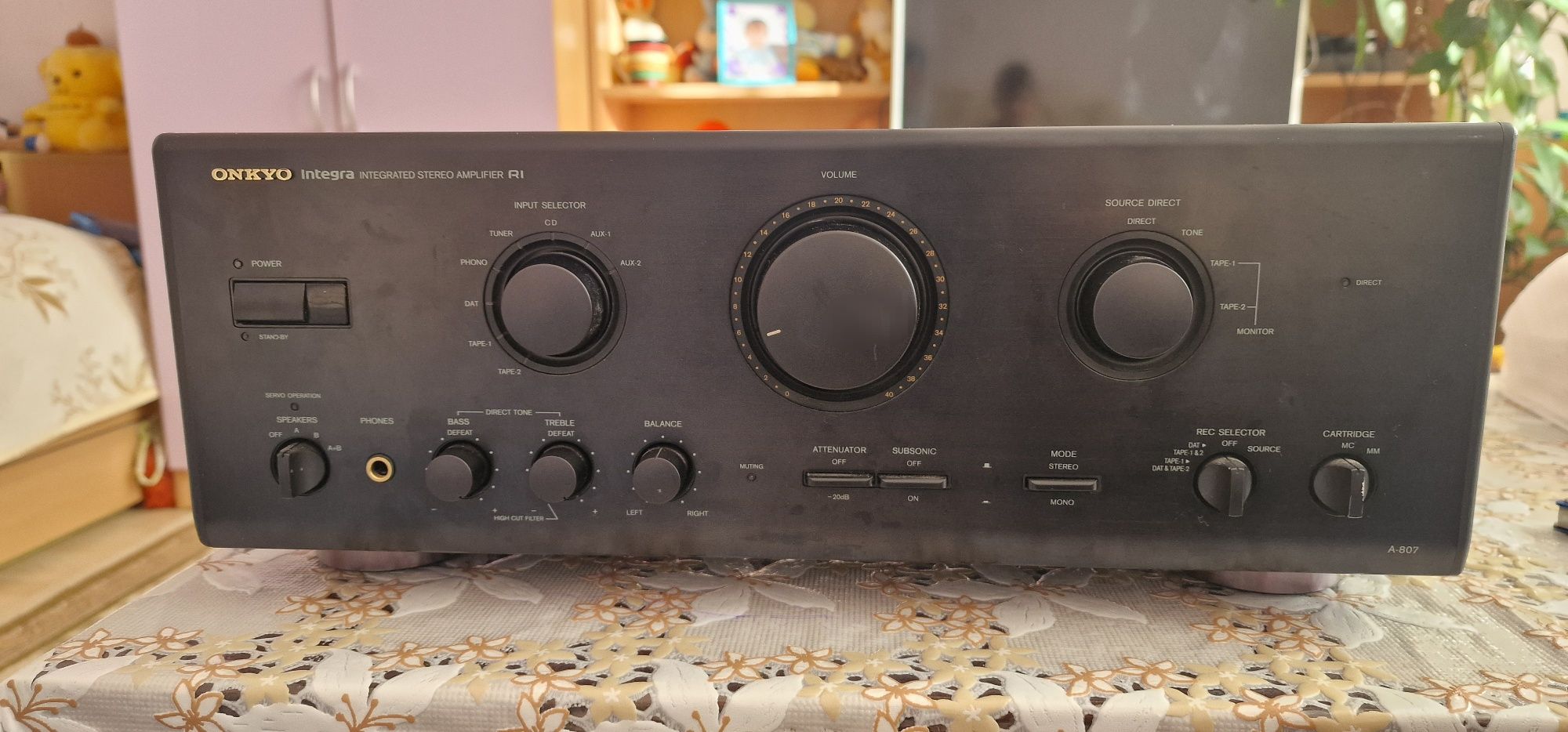 Onkyo Integra A807 / Бартер