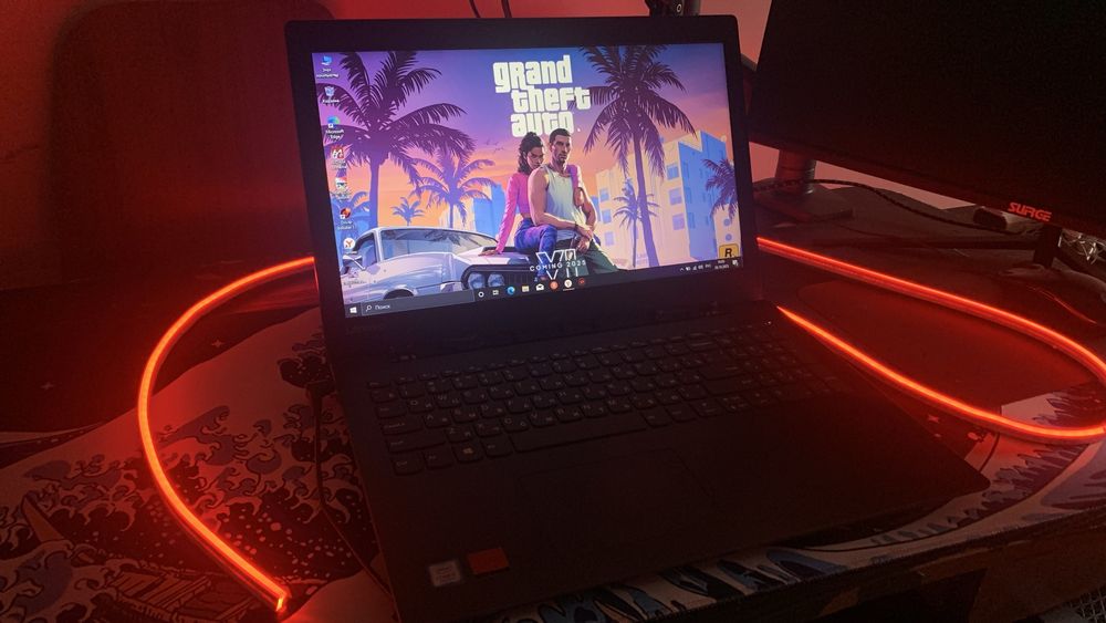 Ноутбук для работ и игр