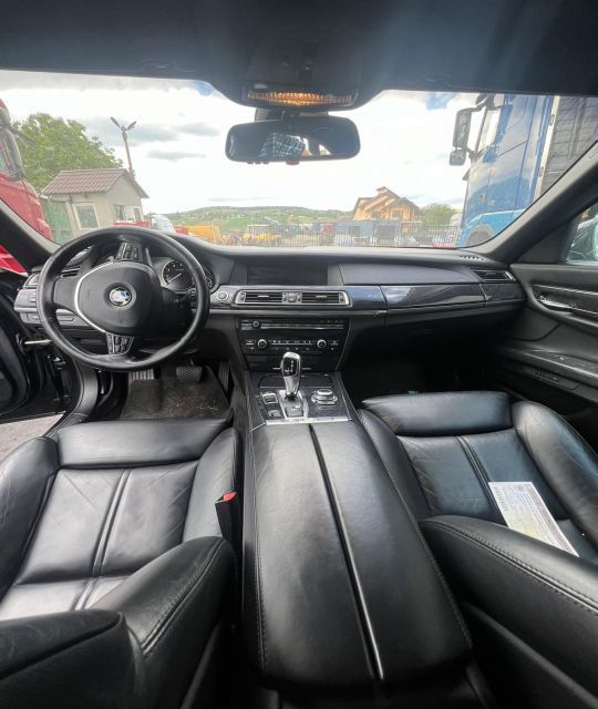 Dezmembrez BMW Seria 7 F01/F02 [2008 - 2012] Sedan 750i AT (407 hp)