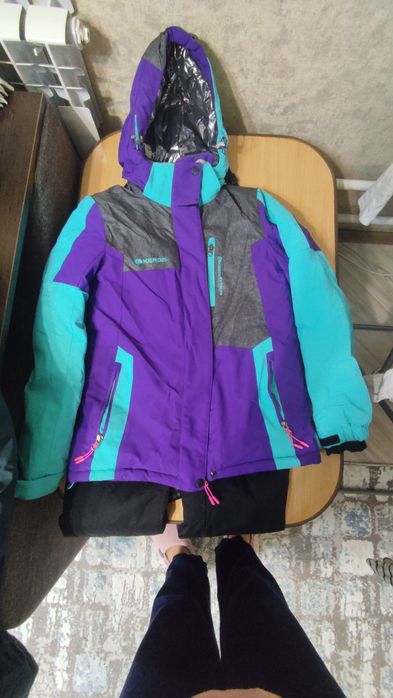 Горнолыжный костюм для девочки