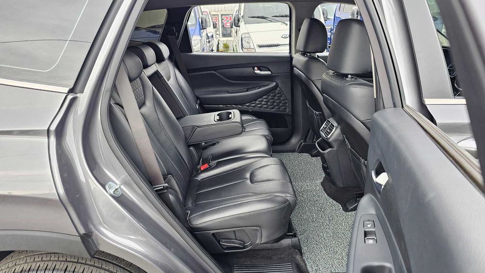 Hyundai Santafe Gasoline 2.0T 2WD Exclusive   30