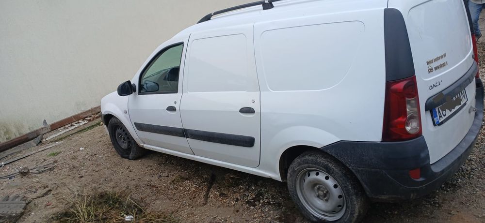 Vând Logan Van 1.5 diesel
