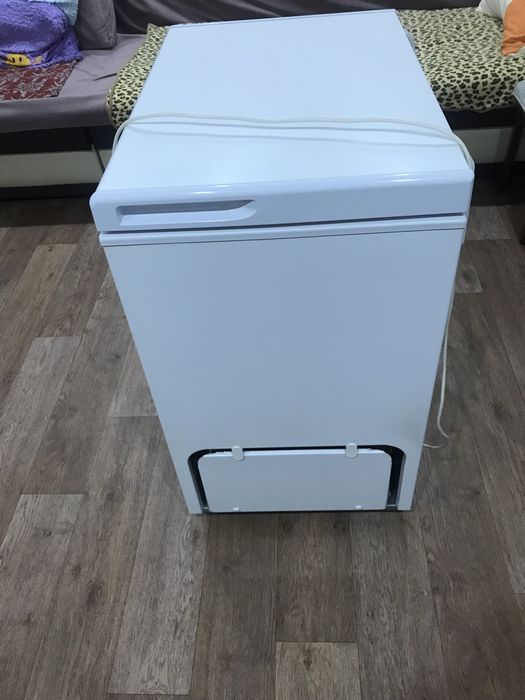 Продам морозильную камеру