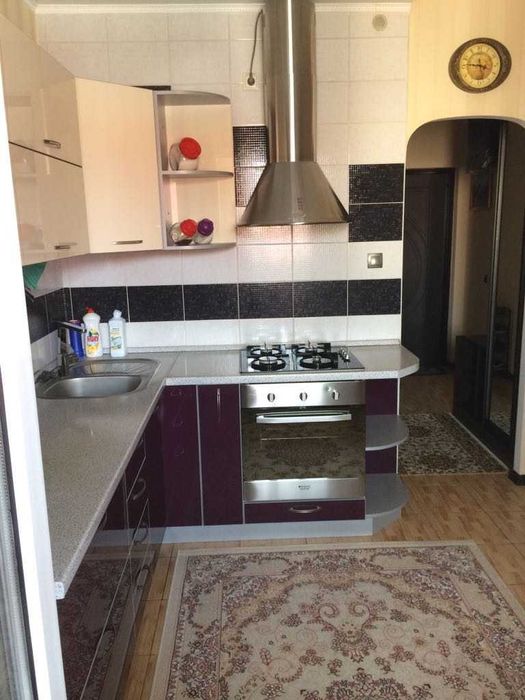 Продам 1 комнатную квартиру в мкр Кокжиек