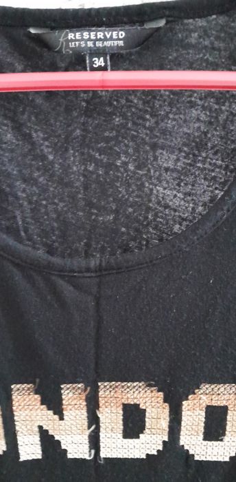 Vînd 3 tricouri și 2 maieuri damă