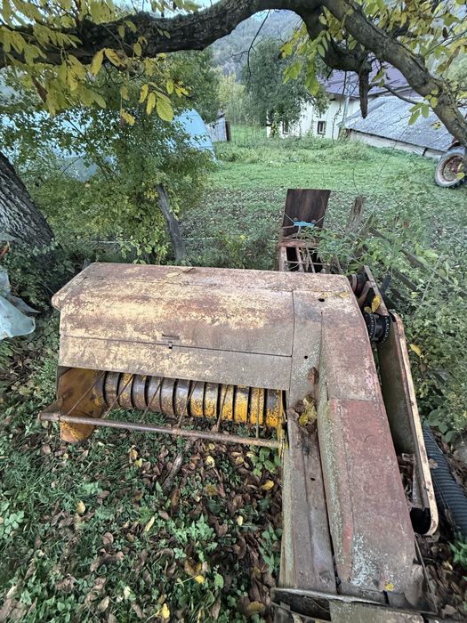 Vand balotiera New Holland