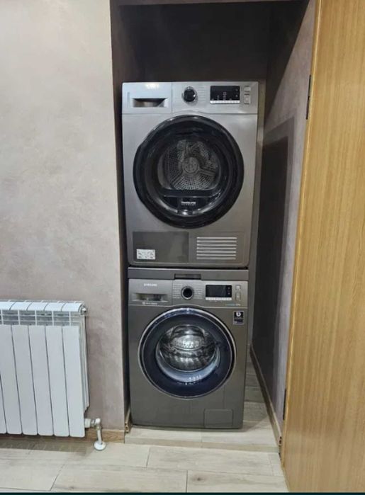 Дава се под наем Тристаен апартамент в Пловдив, Младежки Хълм - 86 кв.м за 850 € - Снимка #9