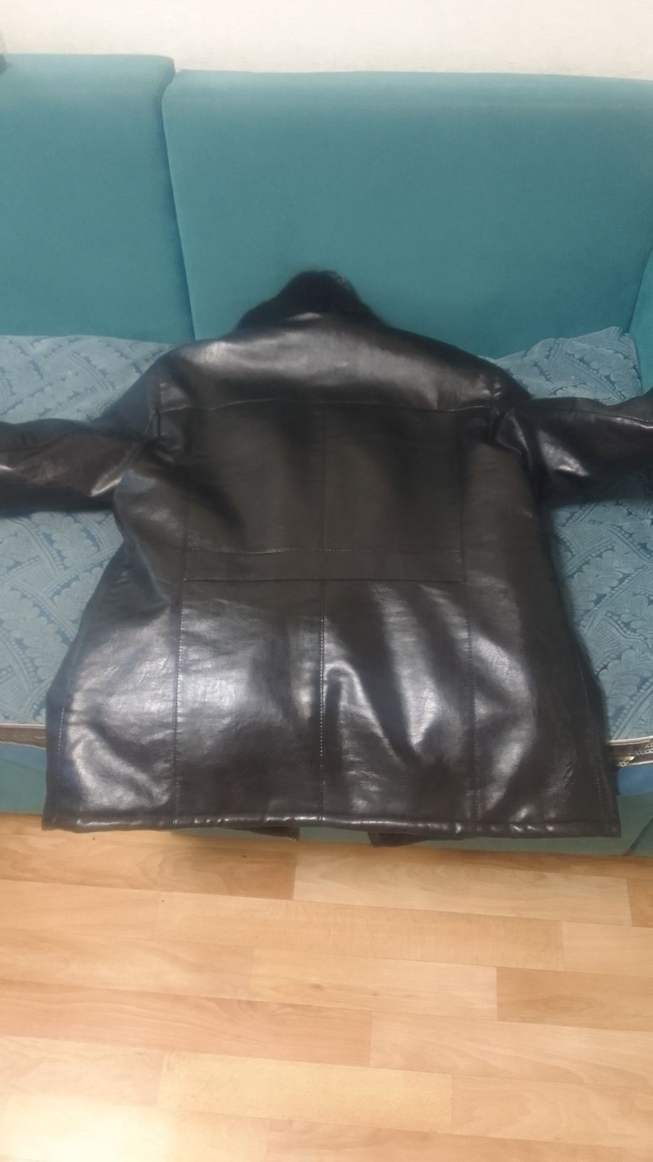 Продам кожанный дубленка