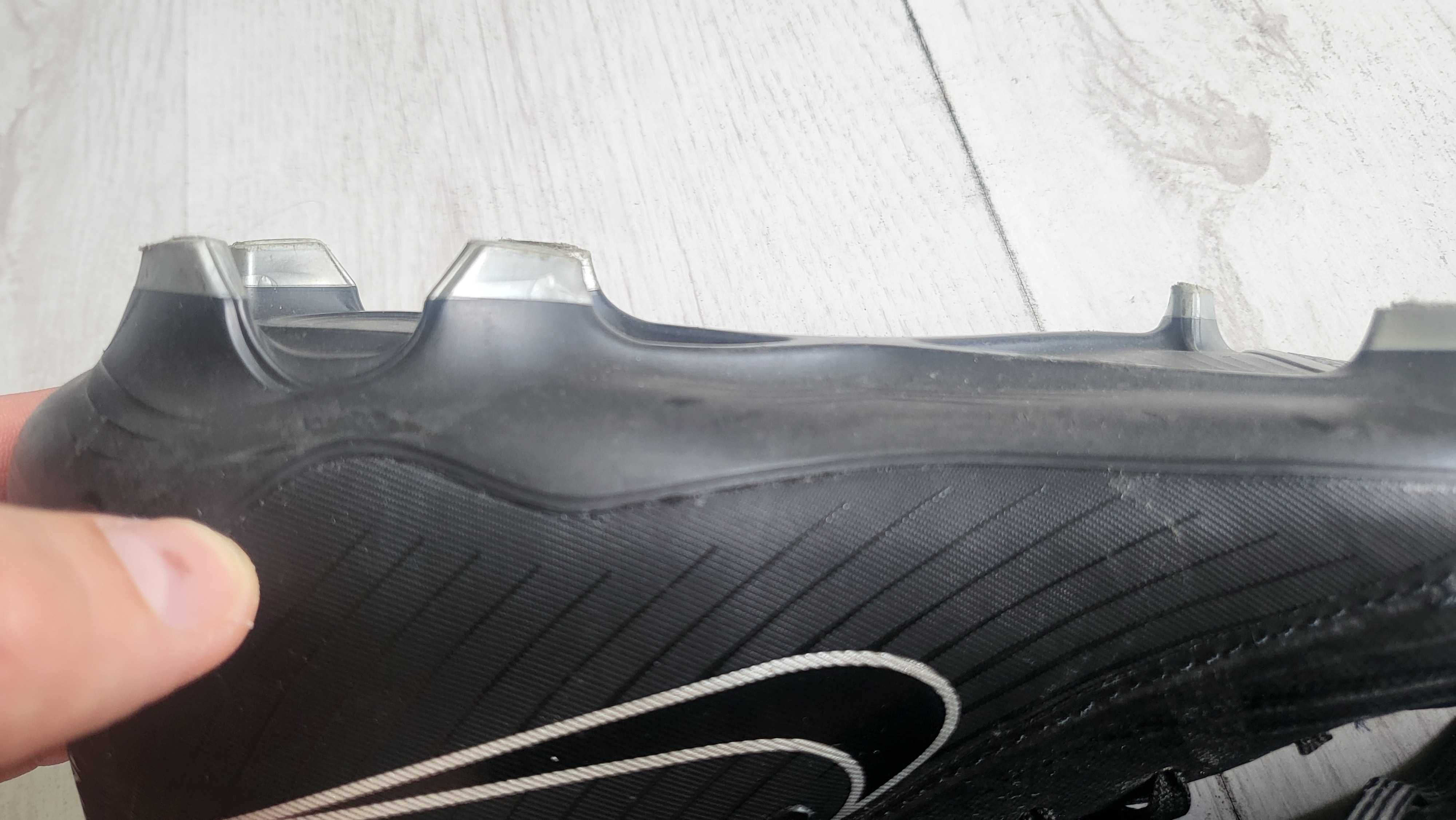 Бутонки Nike Phantom GX