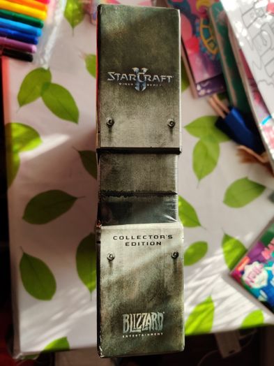 StarCraft 2 Wings of Liberty Colector Edition - sigilat