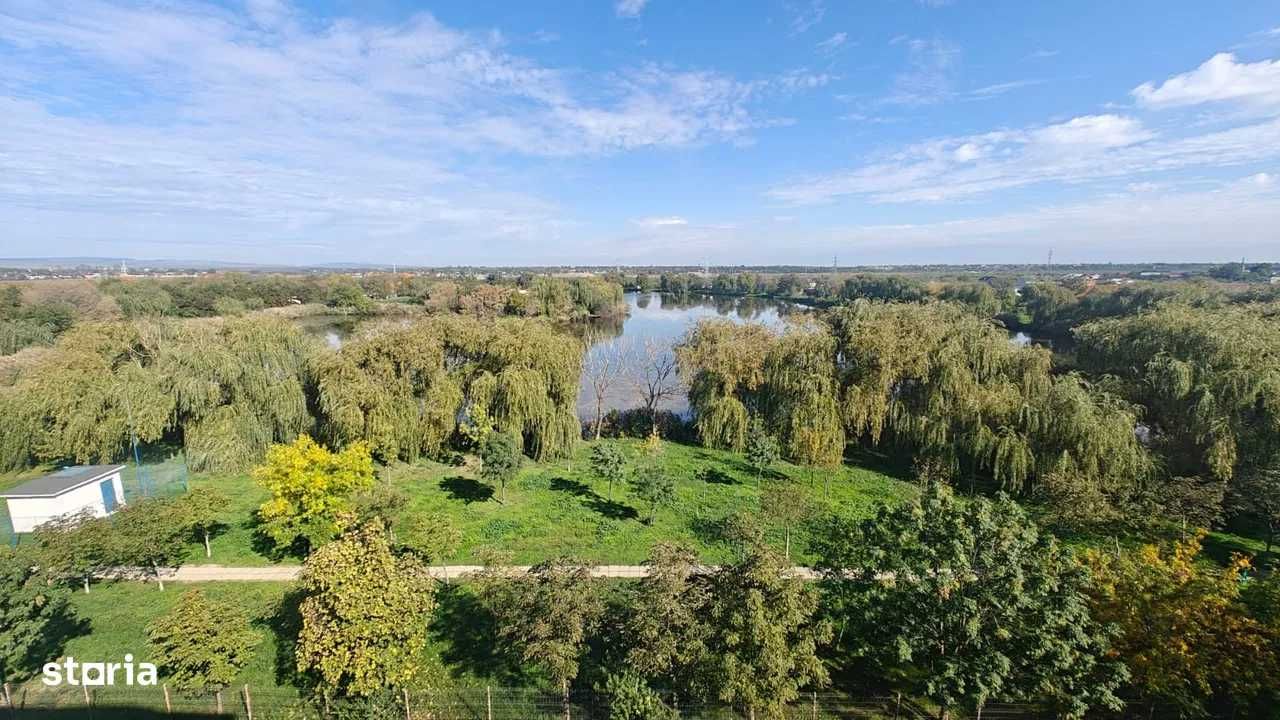 Apartament de 3 camere cu vedere spre parcul Tineretului