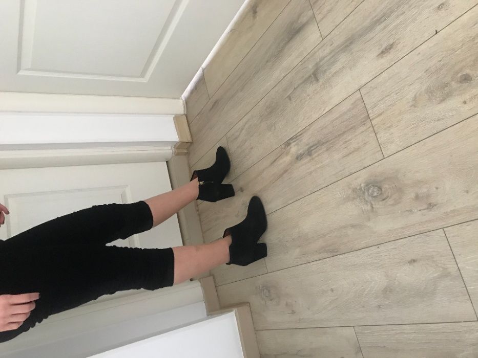 Ghete de dama zara, negre, piele intoarsa, marime 38