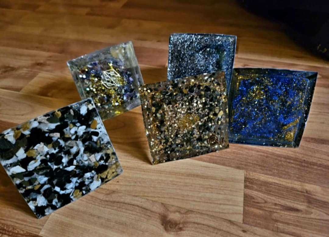 Piramide 11 x 11 cm handmade