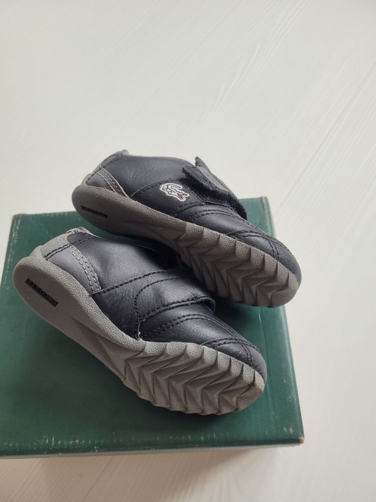 Lacoste детски обувки размер 19