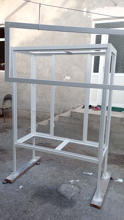 Vitrina non va non mahsulotrari uchun qulay