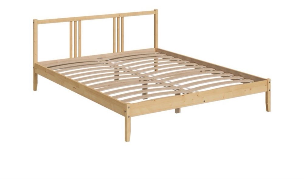 Продам коркасную кровать б/у икея с реечным дном и пружинным матрасом