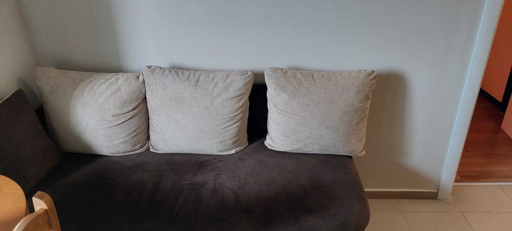 Мебели - секция, диван, мебели за коридор