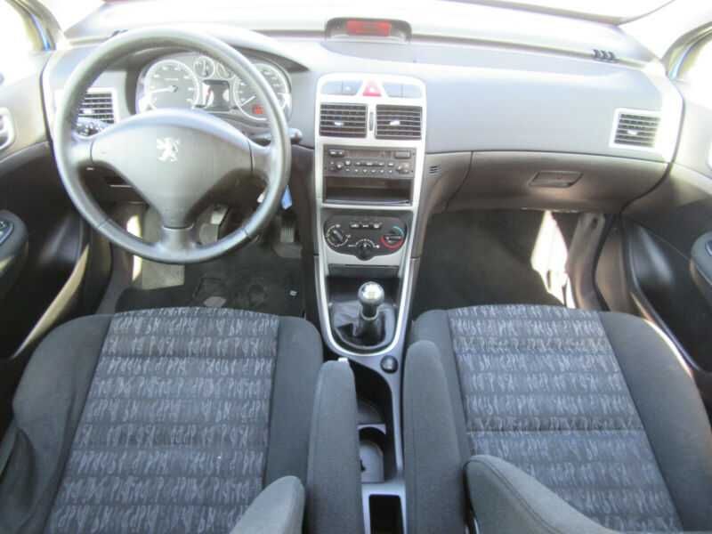 Peugeot 307 / пежо 307 на части - 2.0 бензин 136к.с