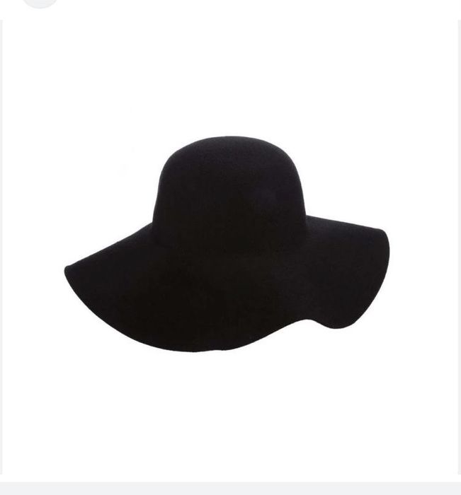 Зимна шапка с периферия h&m