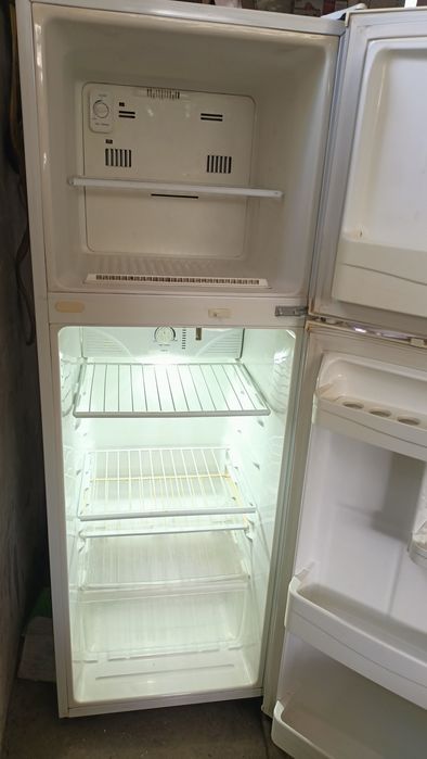 Холодилник  жеткізу бар