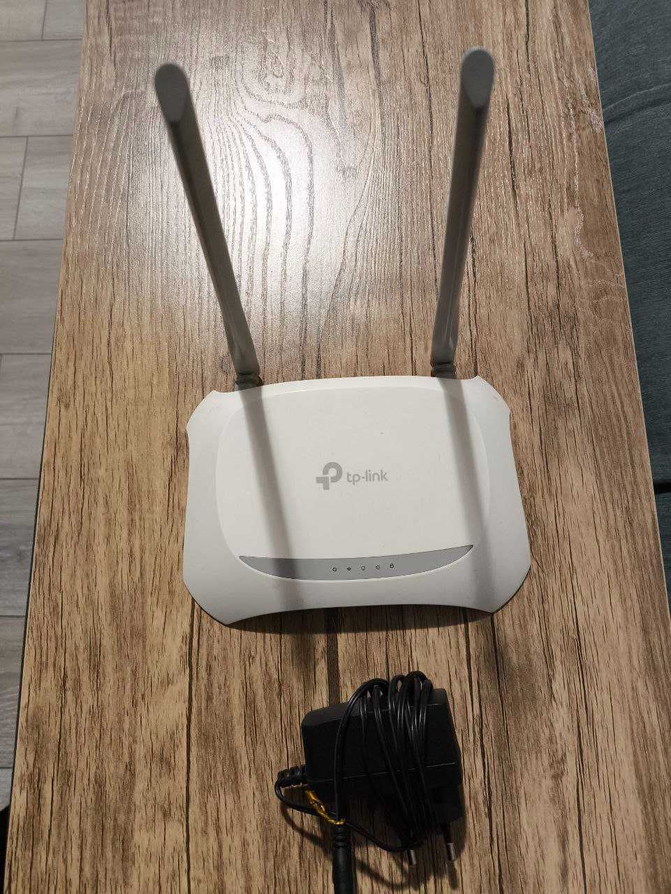 Модем/ wi-fi роутер tp-link модель TL-WR840N скорость до 300 Мбит/с