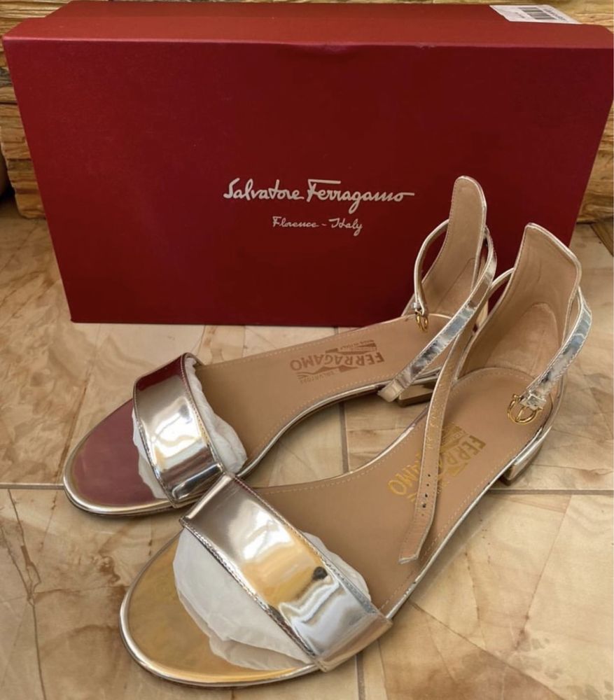 salvatore ferragamo босоножки