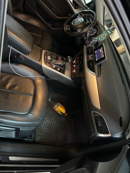 Audi  A6      C7