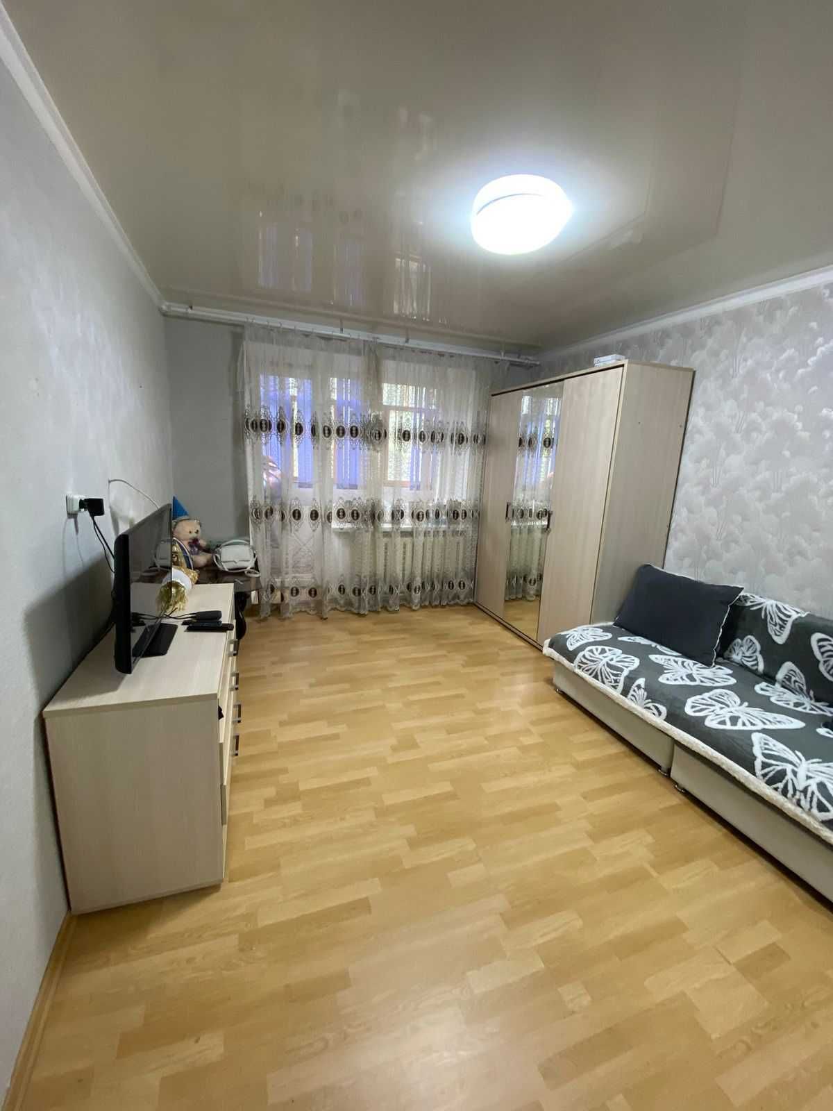 продам уютную однокомнатную квартиру