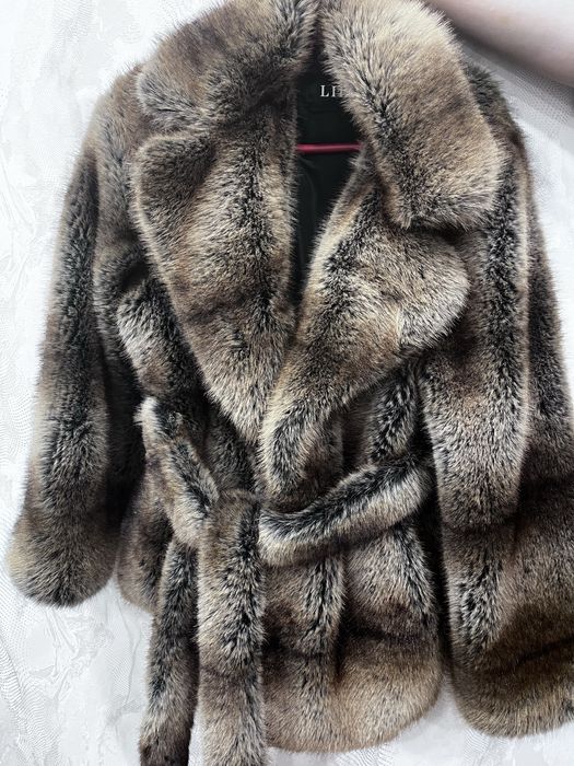 Шубка из исскуственного меха Эко лиса