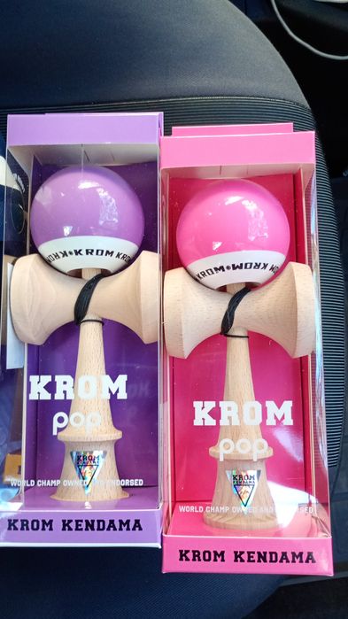 Kendama Krom Pop  Sticky