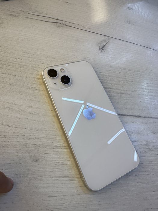 Срочно продается iphone 13