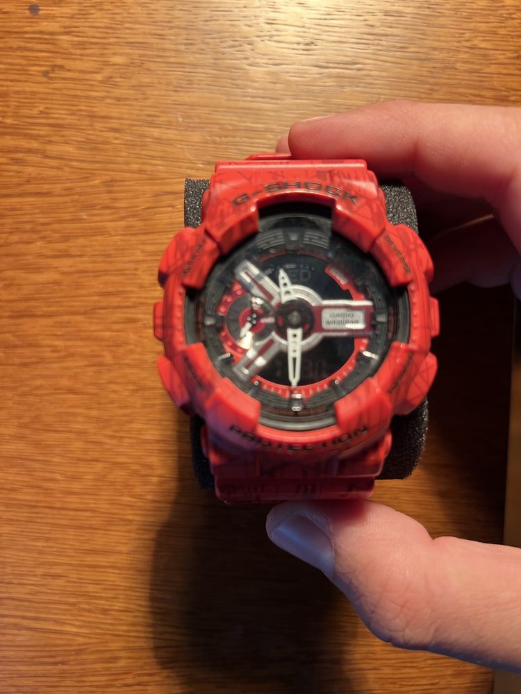 Casio G-Shock - червен камуфлаж