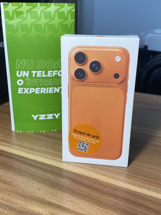 iPhone 17 Pro • 256 GB • Cosmic Orange