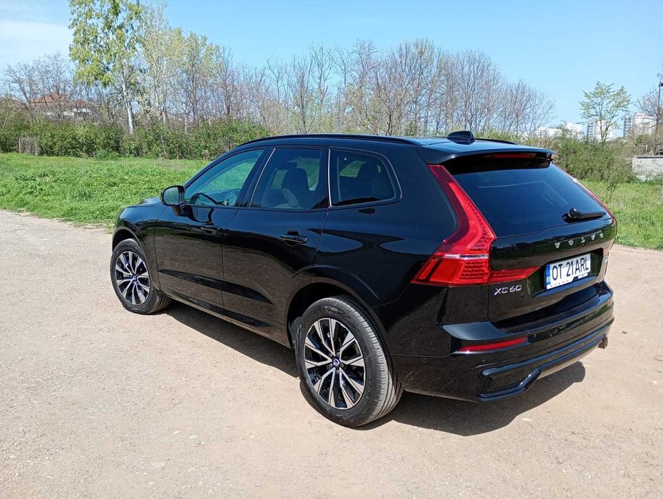 XC60 B4 (Diesel) AT8 AWD Plus Dark 2024