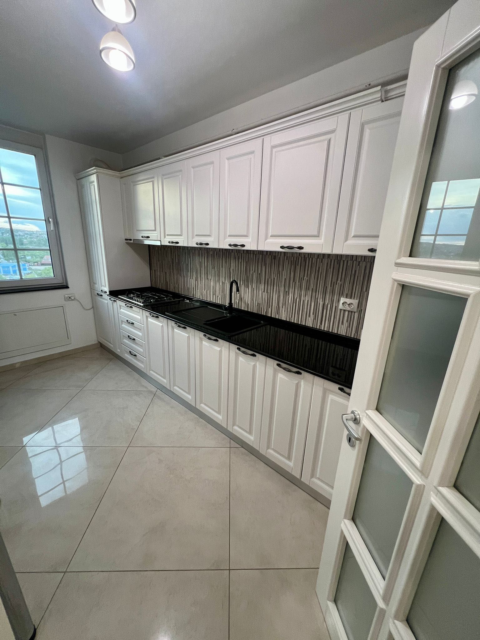 Persoana fizica - Apartament cu 2 camere decomandat, mobilat si utilat