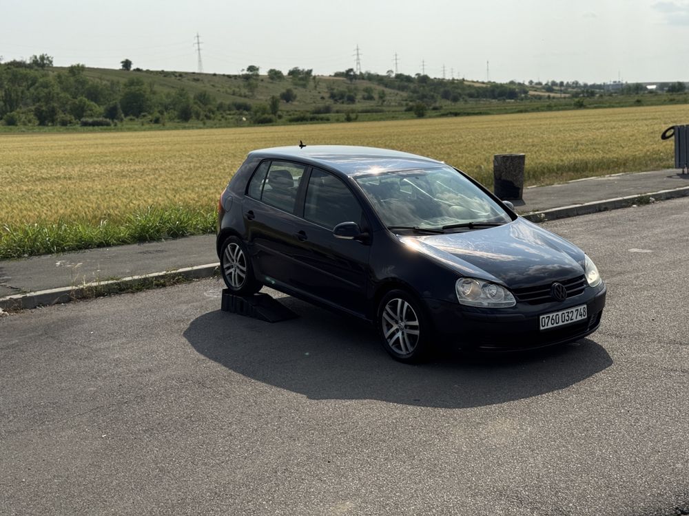 Volkswagen Golf 5 2.0 TDi BKD