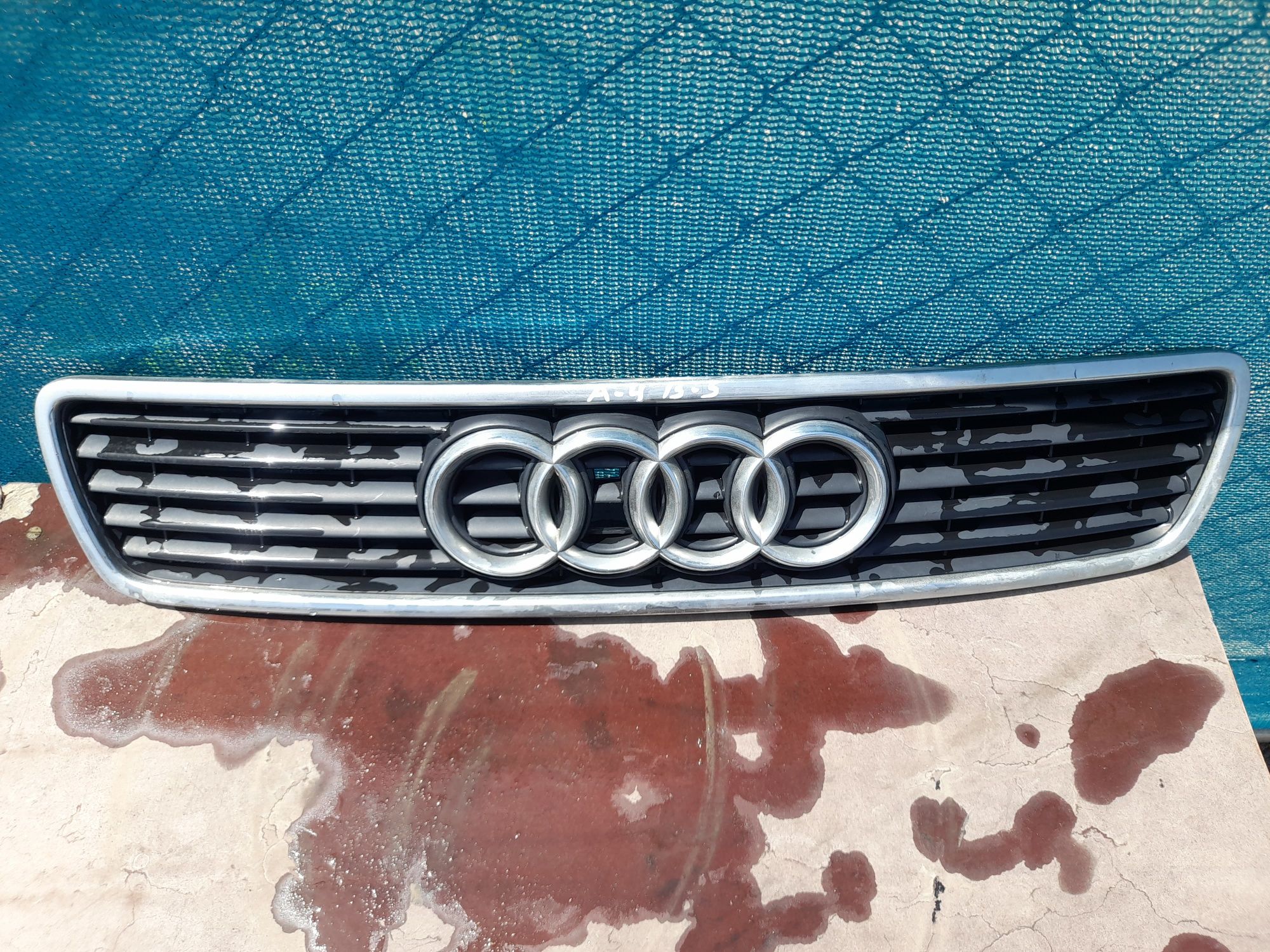 Предна решетка за Audi A4 B5