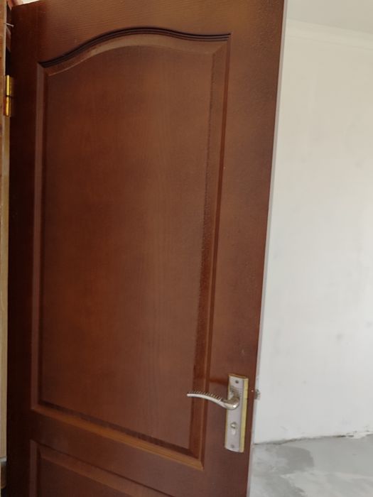 Межкомнатная дверь