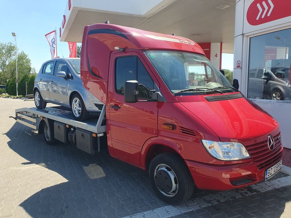 Tractari//Transport auto platforma