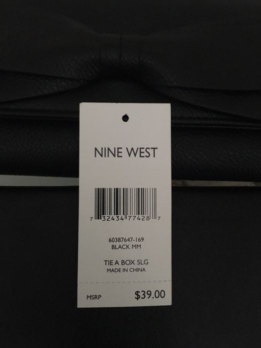 Дамски портфейл