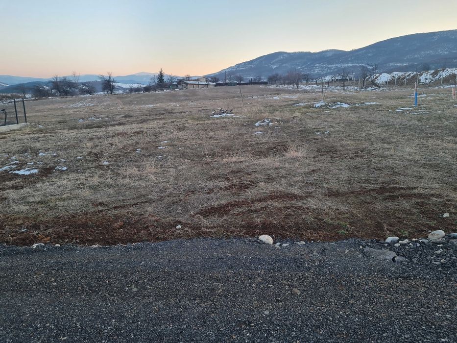 Парцел- УПИ с виза за проектиране  в село Логодаж община Благоевград