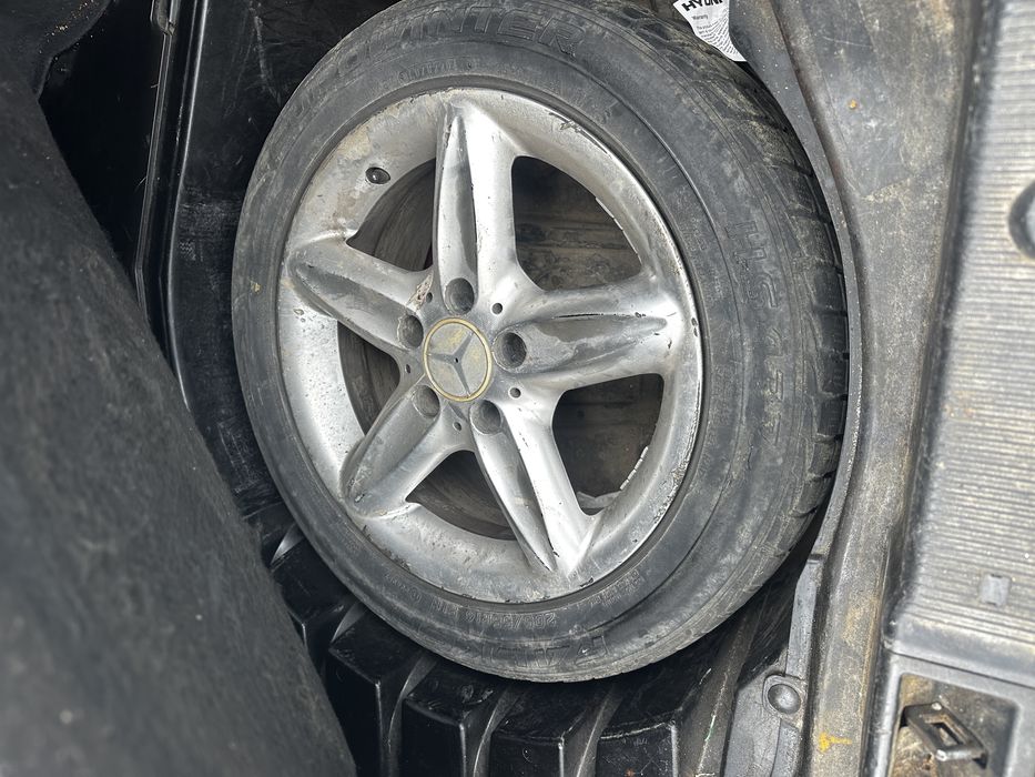 На Части! Mercedes C220 CDI w203 143кс ръчка