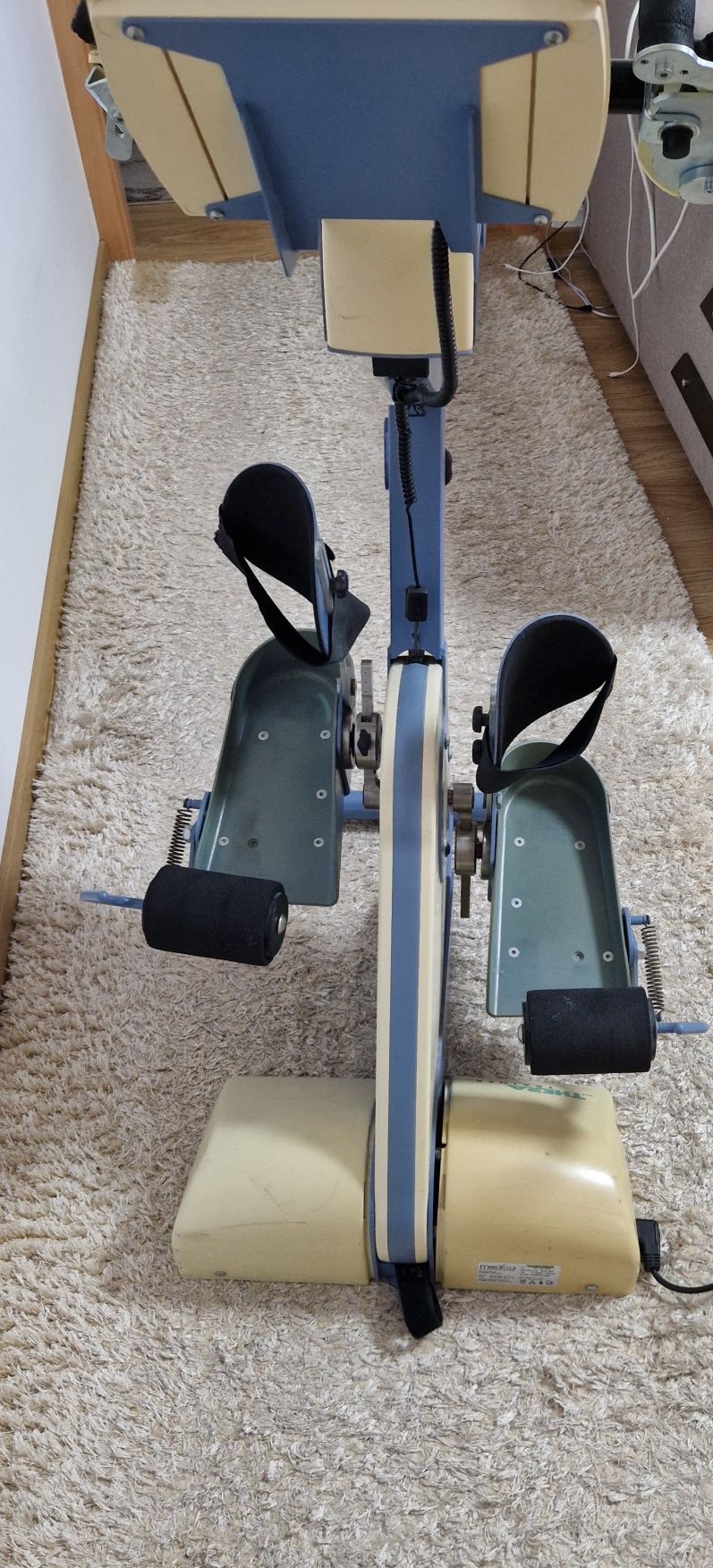 Vând bicicleta electrica marca THERRA VITAL