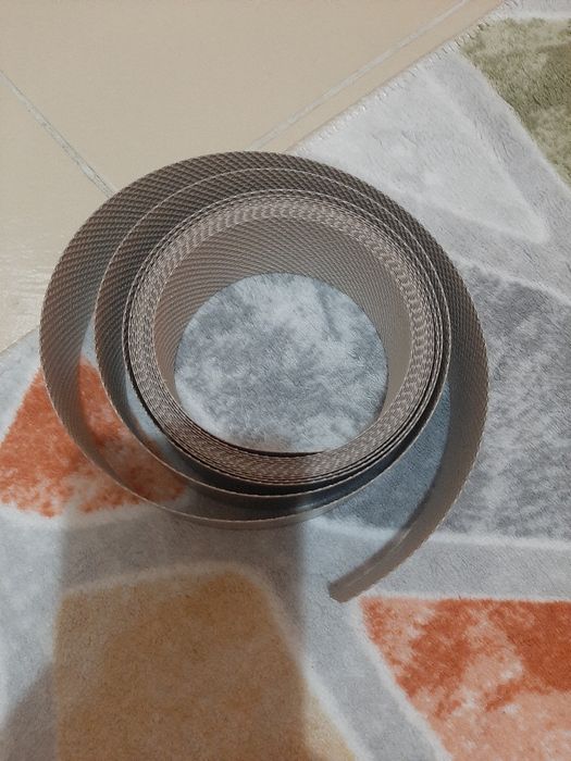 Кант за мебели с лепило