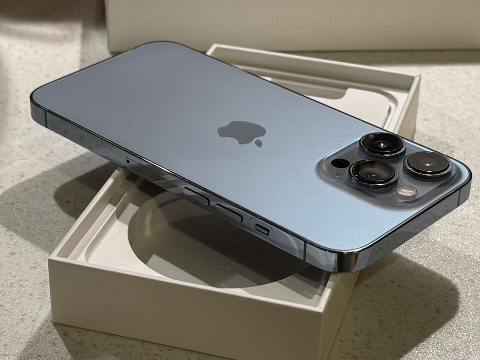 iPhone 13 Pro 128GB Sierra Blue – Перфектен, 100% Батерия!
