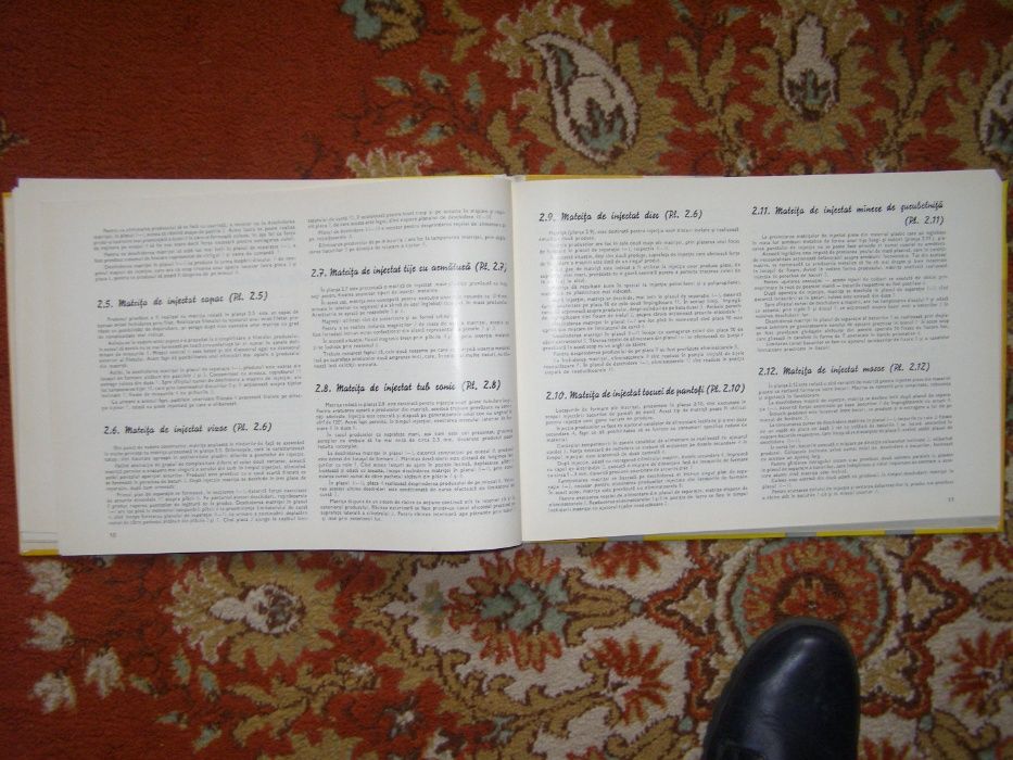 Album de matrite pentru mase plastice