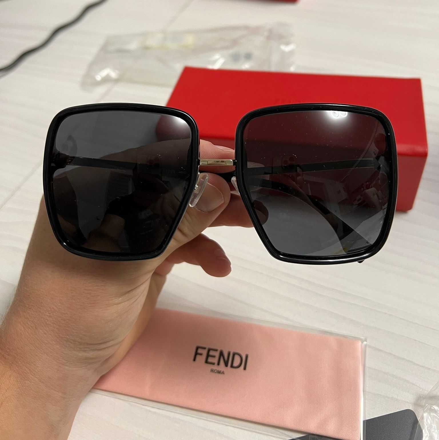 Ochelari de soare FENDI