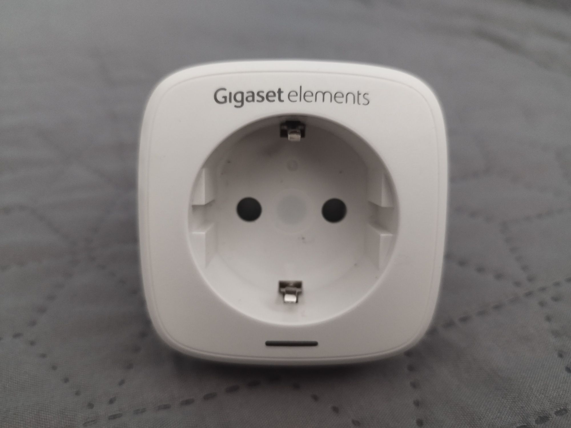 Gigaset контакти