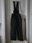 Pantalonii ski cu bretele