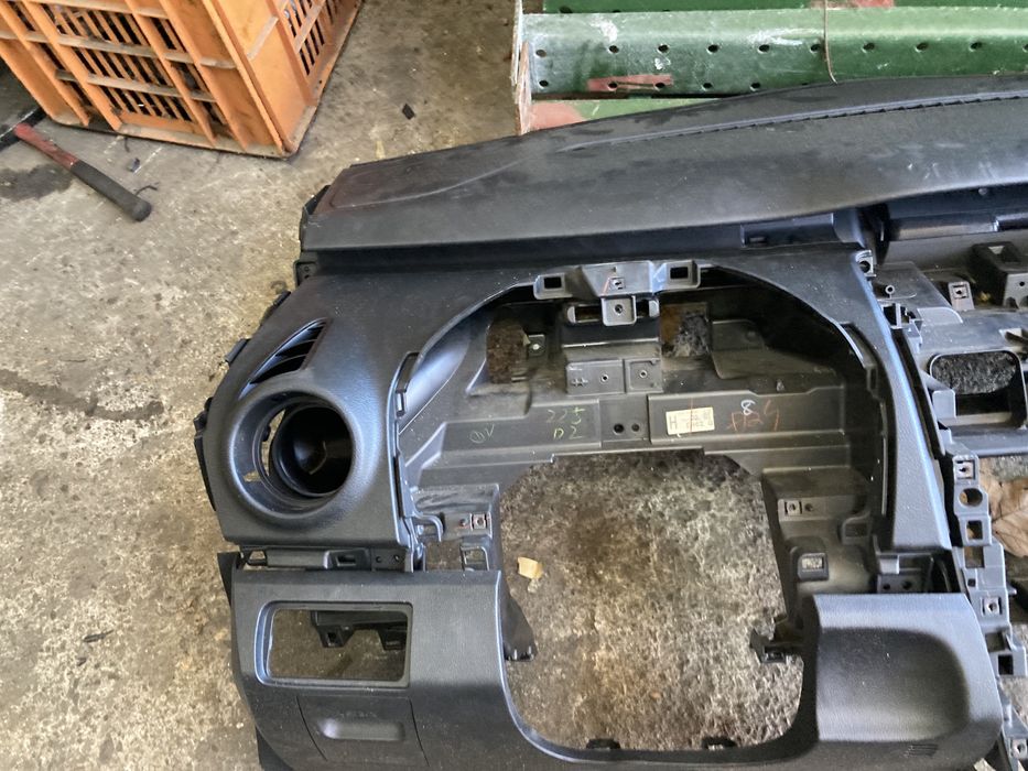 Mazda CX-7 2010година Табло с бег